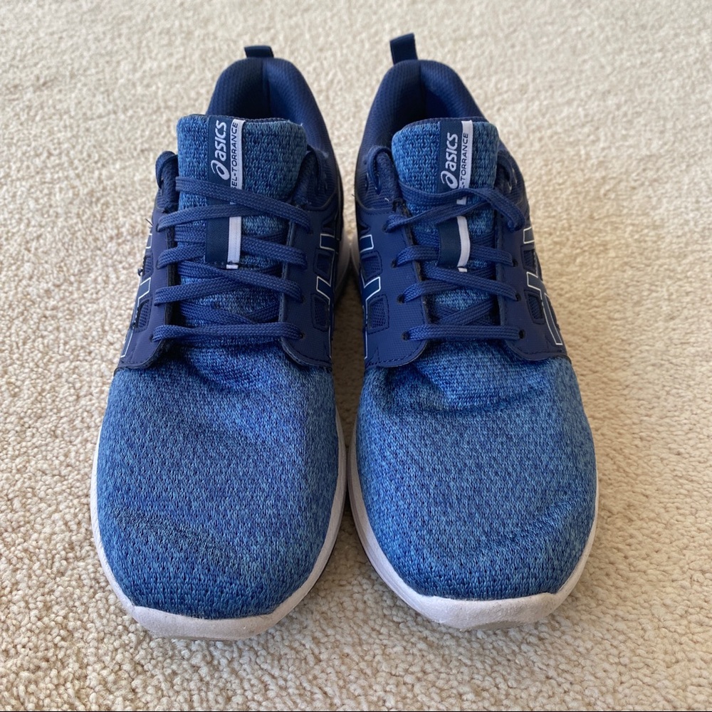 ASICS Gel blue running shoe Size 8